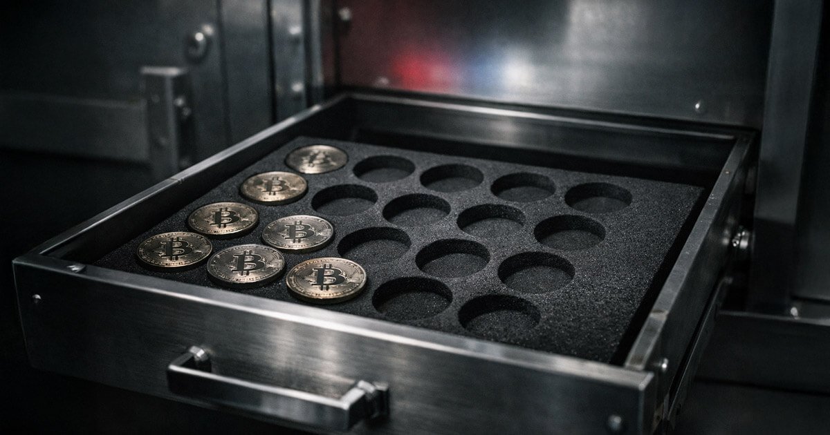 US Bitcoin reserve faces potential 30% drop from court restitution