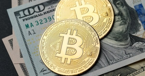 Bitcoin Jumps 2.3% to $82K After Trump's Iran Rejection